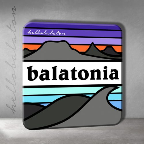 BALATONIA SAPKA CÍMKE