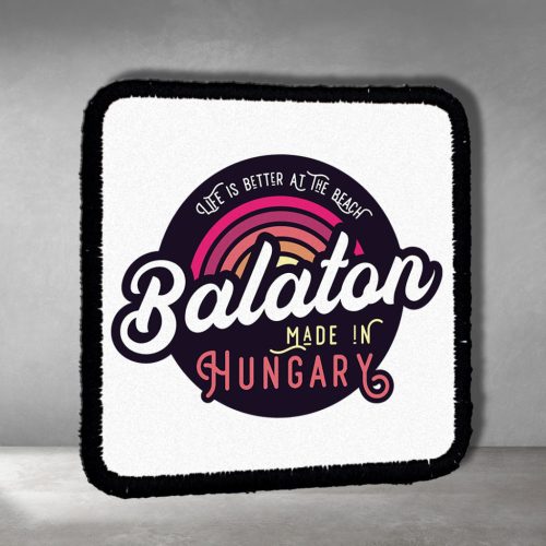 RETRO RÓZSASZÍN VARROTT SAPKA CÍMKE