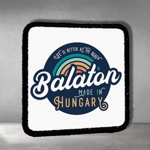 RETRO KÉK VARROTT SAPKA CÍMKE