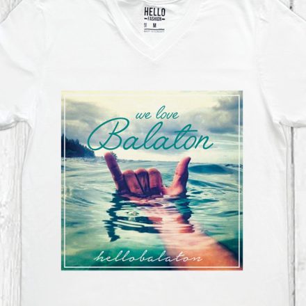 WE LOVE BALATON FÉRFI V NYAKÚ PÓLÓ FEHÉR