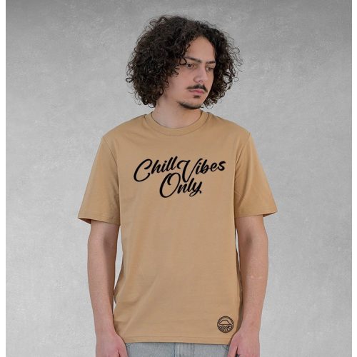 CHILL VIBES  FÉRFI ORG. PAMUT PÓLÓ BARNA