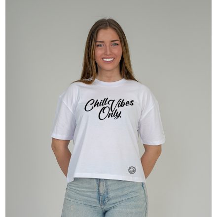 CHILL VIBES NŐI ORG. PAMUT BOXY PÓLÓ FEHÉR